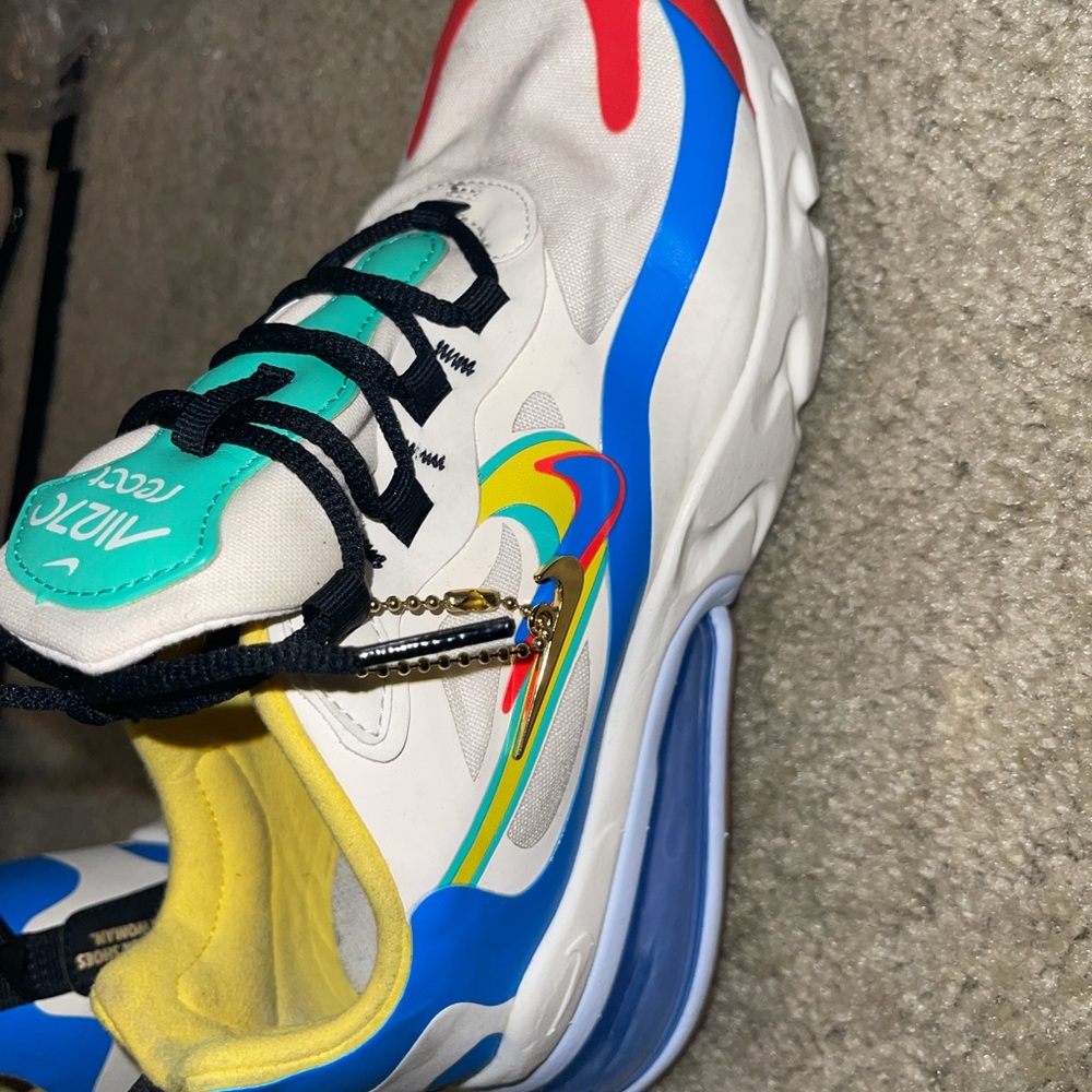 Nike
